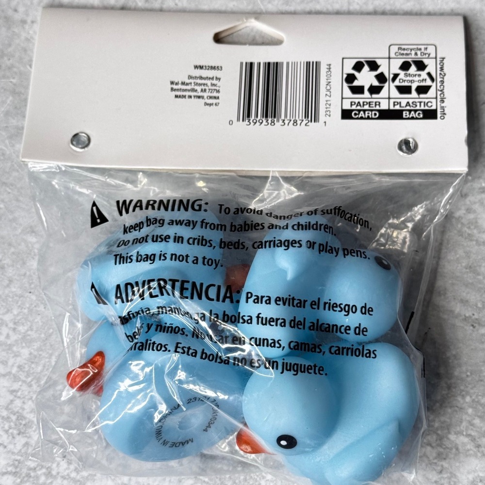 Way to Celebrate Mini Rubber Ducks Blue 4 Piece Set WM328653 Party Favors - Picture 3 of 3